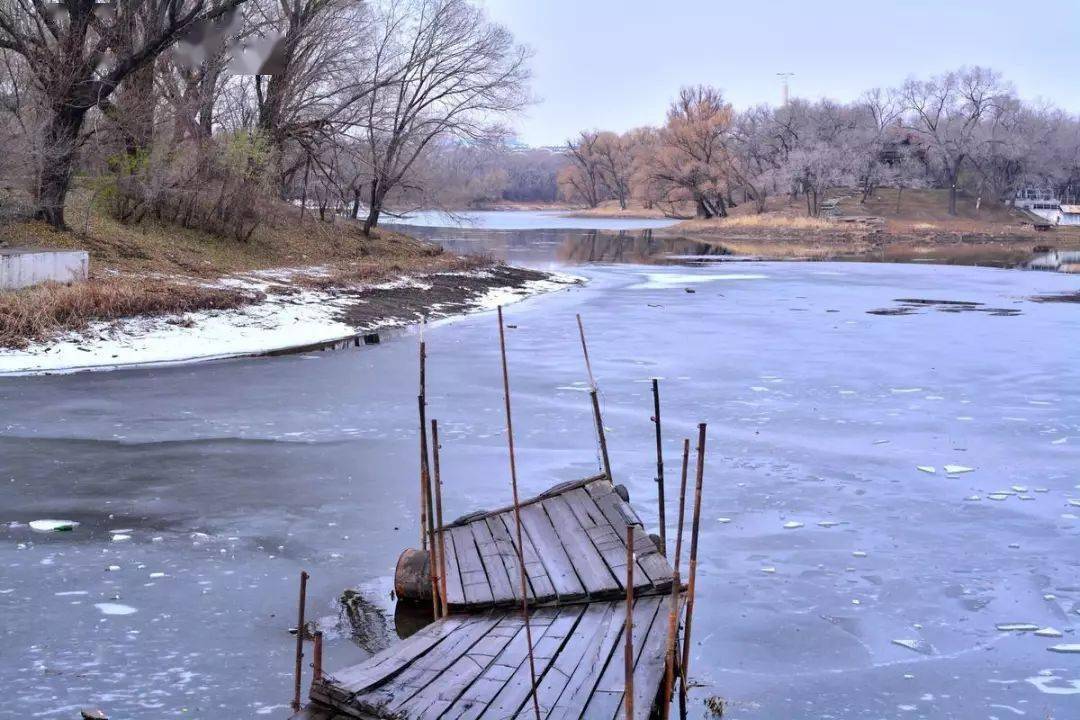 立冬北风呼啸寒冬降至