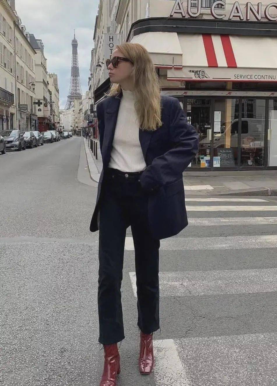 黑色 别穿阔腿裤了！今冬这4条裤子最流行，时髦显瘦，怎么搭都好看！