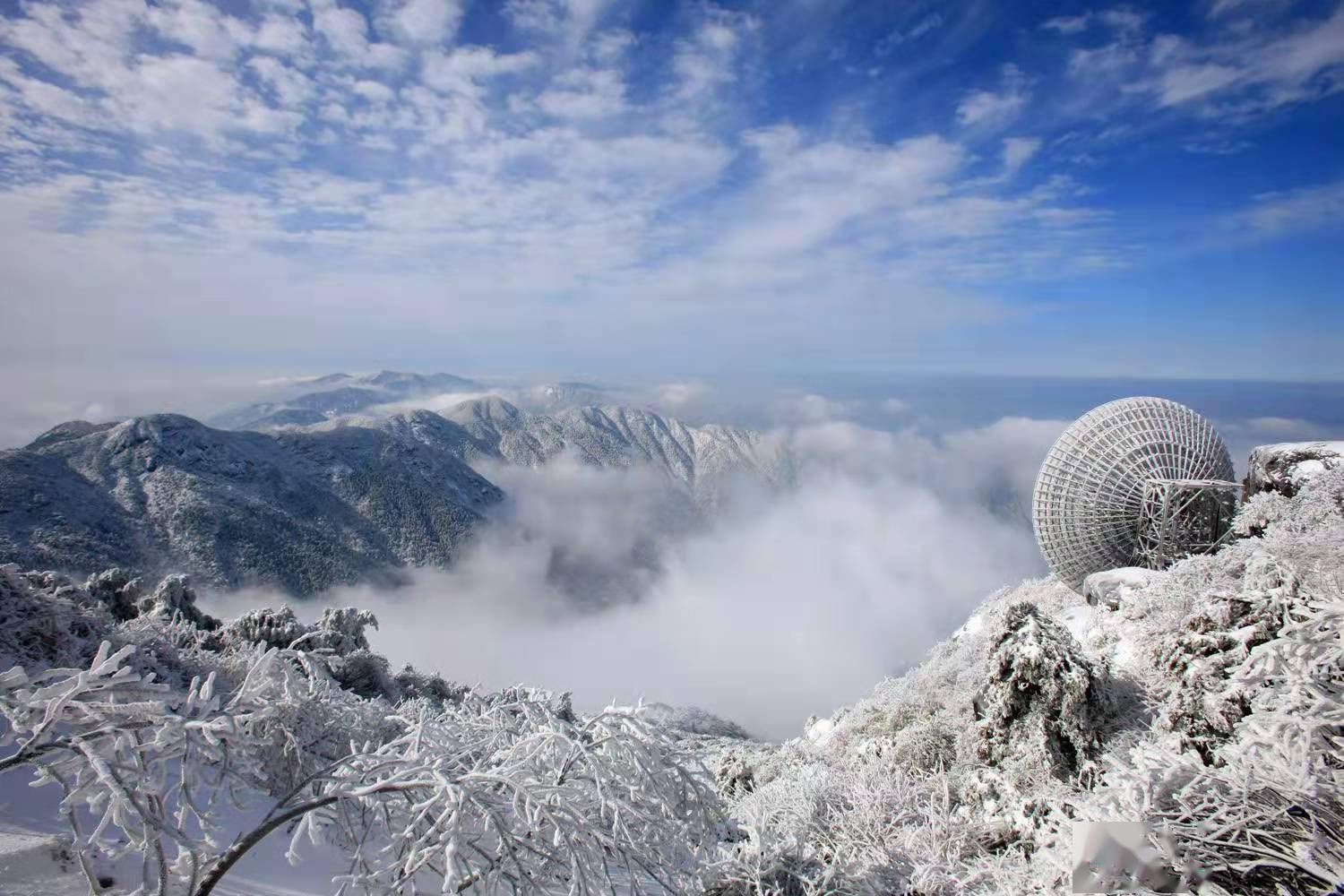 “南岳衡山”高铁冠名列车上海驶发！寿比南山邀上海游客今冬来赏雪