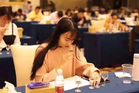 醇香|啥?上课喝酒?