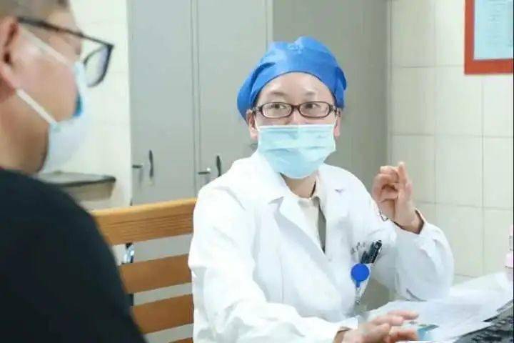 尿酸|杭州12岁男孩得痛风!爸爸纳闷:儿子根本不喝酒,海鲜也很少吃