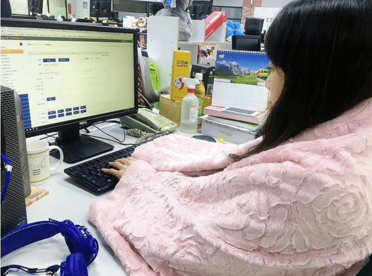 双脚|天冷就脚凉？3秒速热取暖，还可抑菌除味，有了这个暖脚神器，零下温度都不怕！