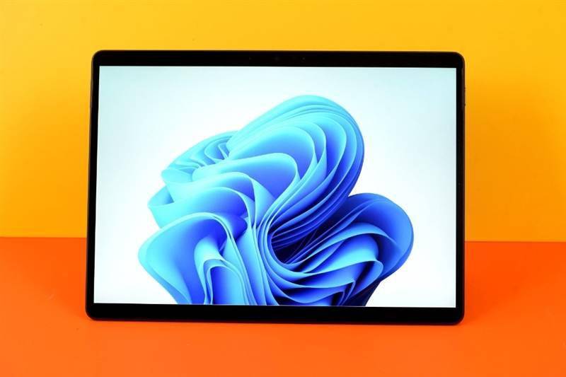 平板|史上最高颜值！微软Surface Pro 8评测：秒变神笔马良