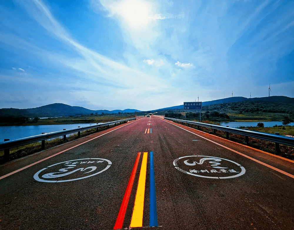 问:首先请介绍一下风景道的总体情况.