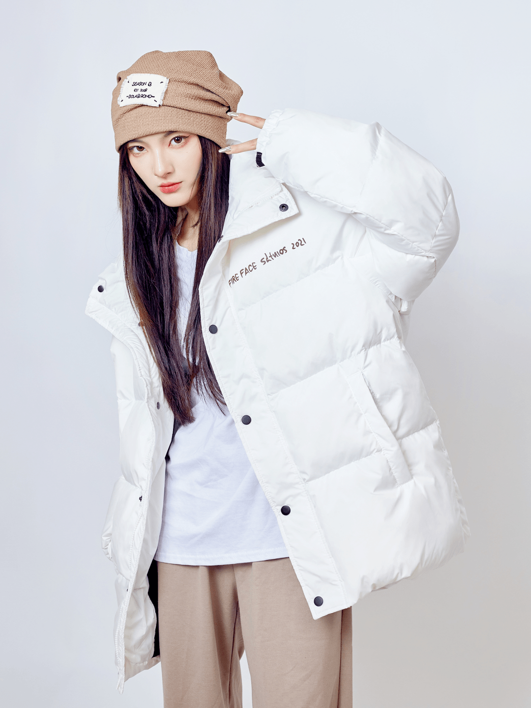 设计 降温了！你的衣柜里羽绒服备起来了吗？今天推荐好几款，快来挑一挑~