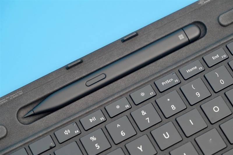 史上最高颜值！微软Surface Pro 8评测：秒变神笔马良