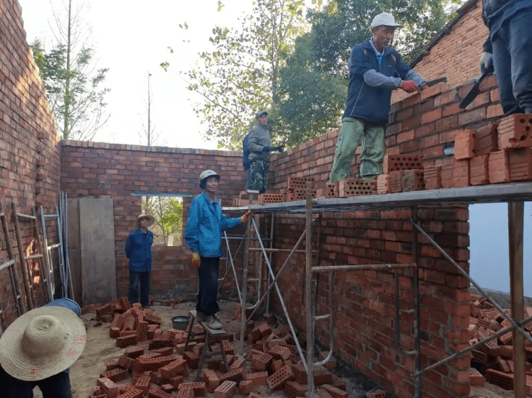 所有农房建设应办理规划,用地等各类审批手续,包括《乡村建设规划许可