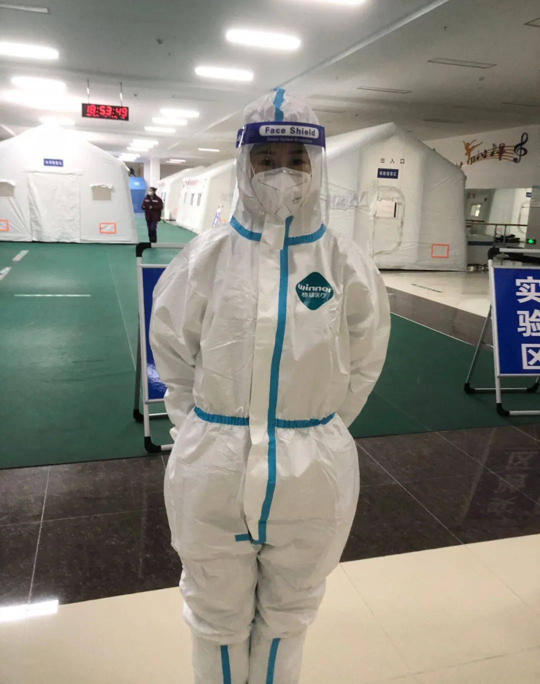 病毒|或许是离病毒最近的人：现在安排您认识她……