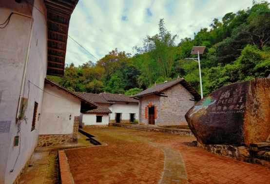 乡村野趣享不停!_清湖村