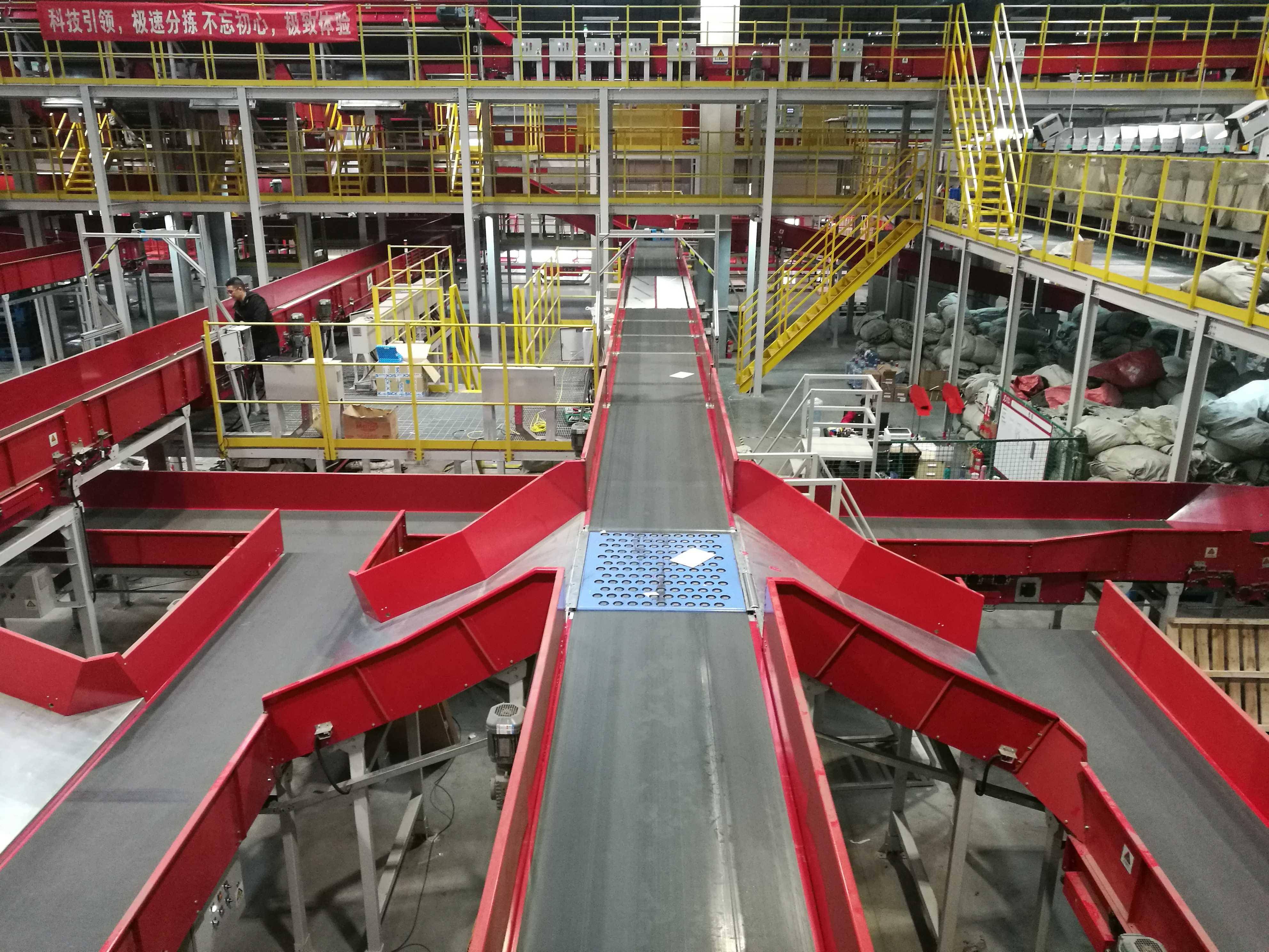 双11物流“当天达”背后，阿里、京东在下一盘怎样的大棋？| 追踪双11