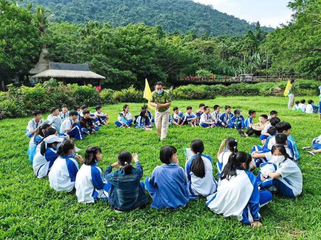 呀诺达景区六专措施为学生研学提供安全保障