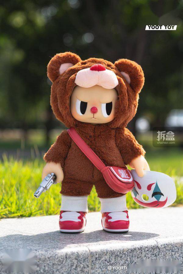 用户YOOT TOY REBEL BEAR 叛逆小熊 素体熊小丑熊 潮玩摆件