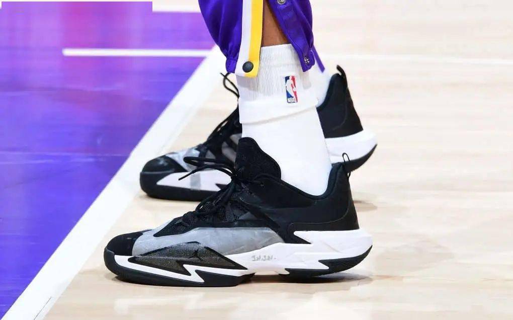 威少5代曝光果然一代即巅峰这还不如支线系列