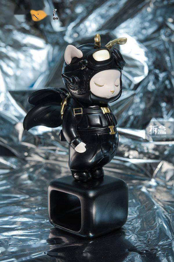 网站AK工作室 x 狐尾玩具 UU的飞行梦 潮玩摆件