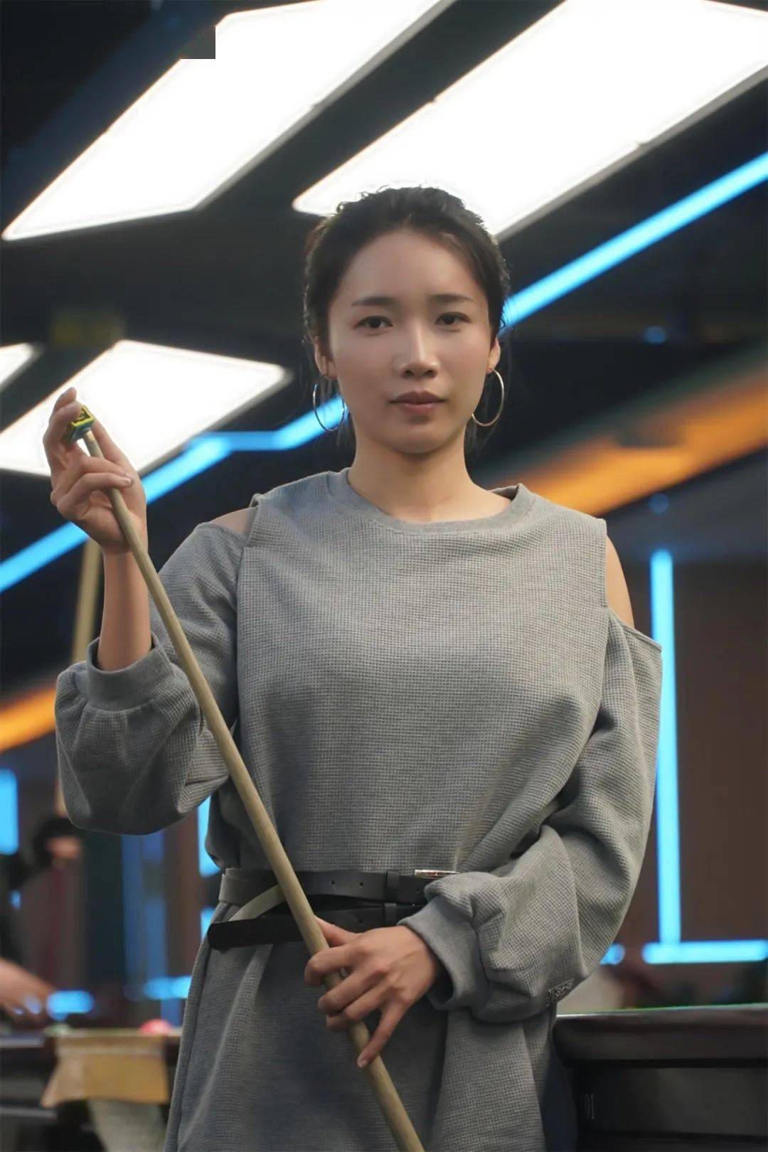 沙井最壕台球俱乐部美女助教陪你打爽杆到根本不想走