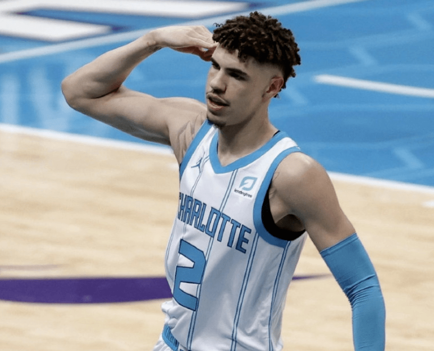 范乔丹奇葩庆祝动作被罚;现役最硬没巴特勒?