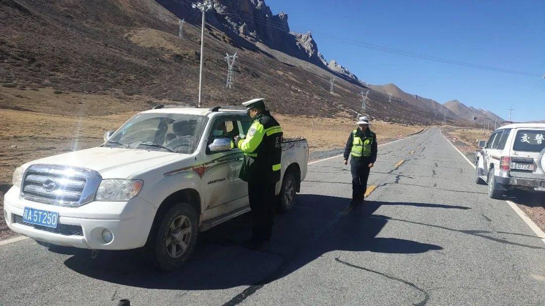 【为民大服务】嘉黎县公安局交警大队持续开展道路交通安全检查工作