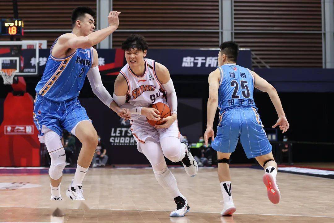 上海男篮第一阶段:无情虐菜下的隐隐担忧