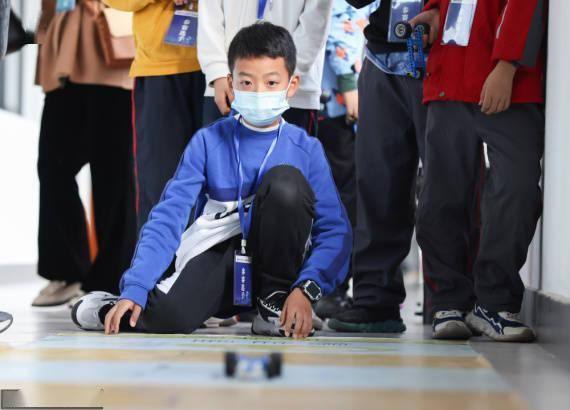 浙江湖州：智能普及大赛 丰富课余时光