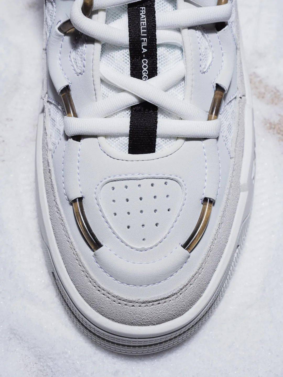 理念|它与张艺兴的这次碰撞,或许你无法拒绝