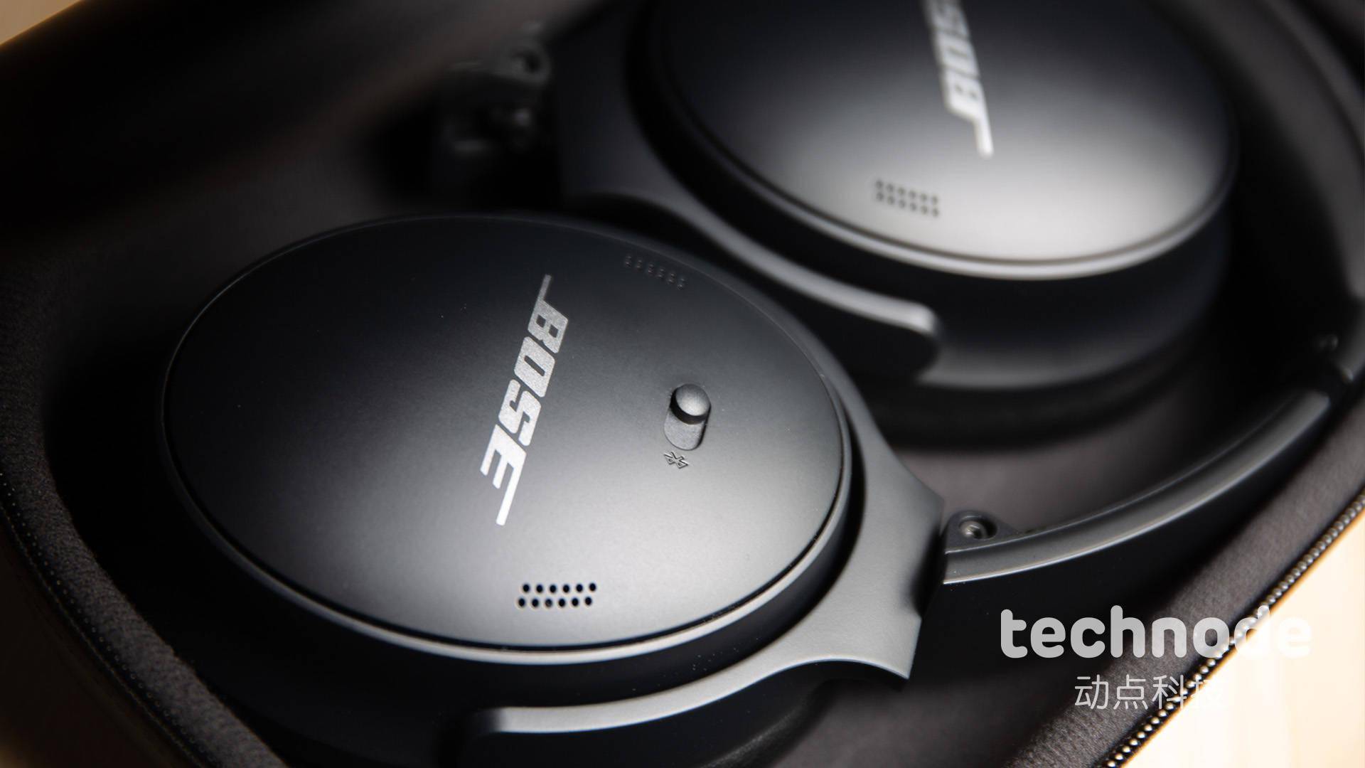 Bose QuietComfort 45 是一款能帮你提升通勤舒适度的消噪耳机