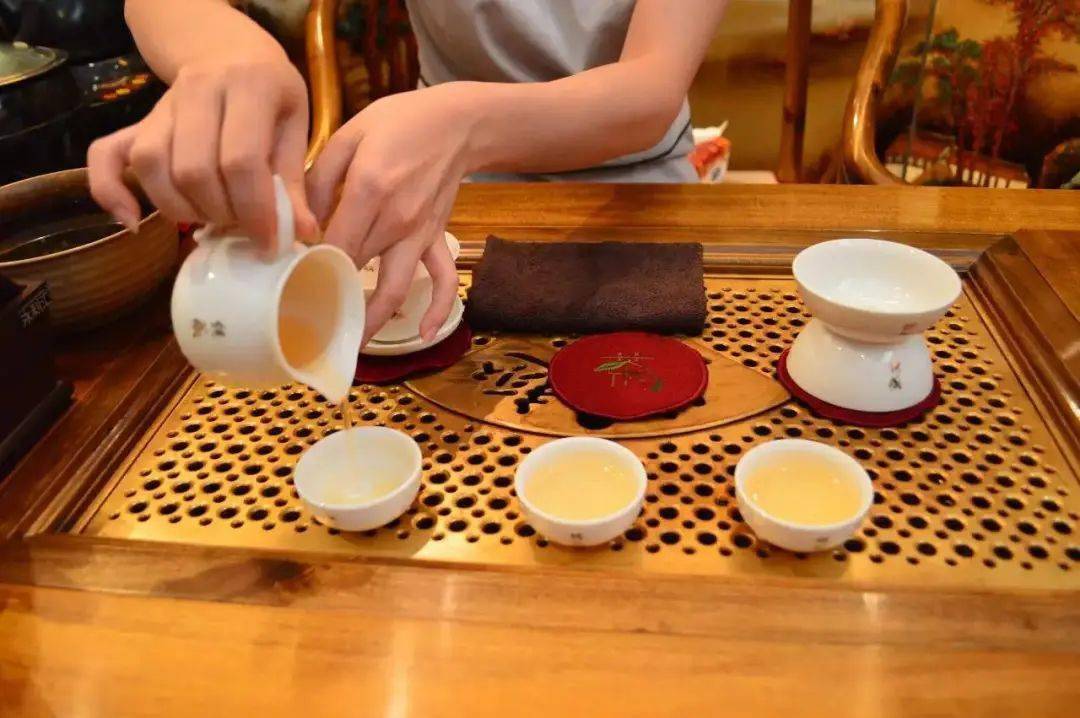 没事多喝茶,对自己好点