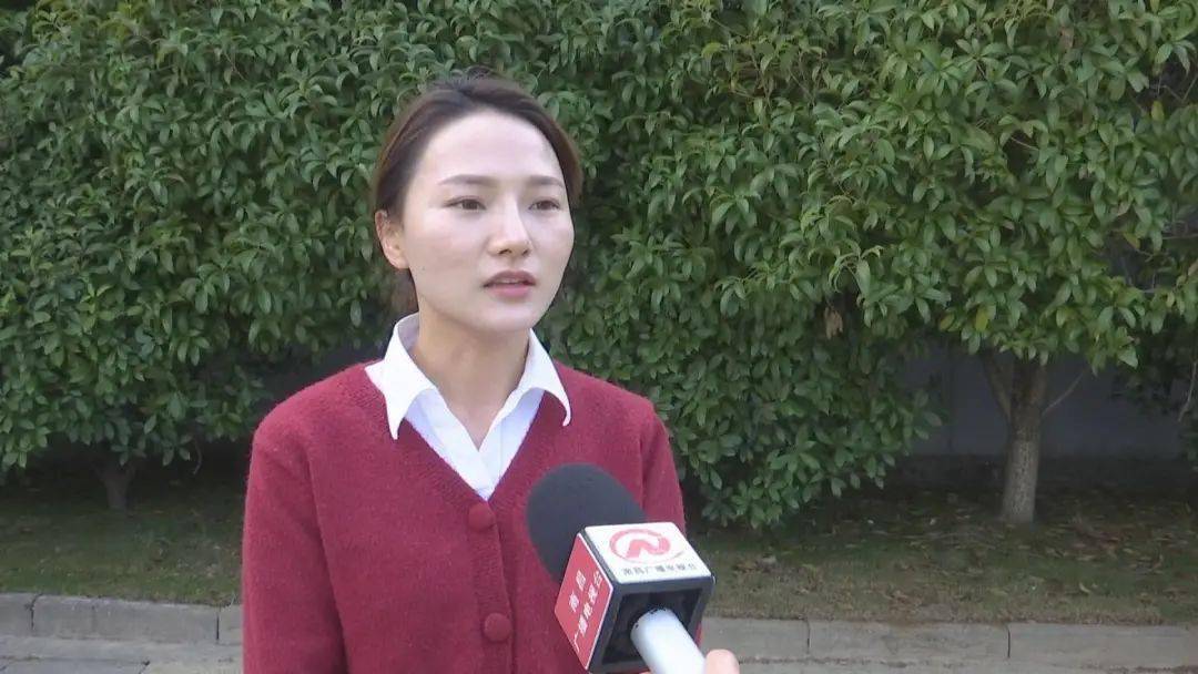 南昌县武阳镇副镇长杨婷"新的卫生院建成之后,医疗环境可以进一步的