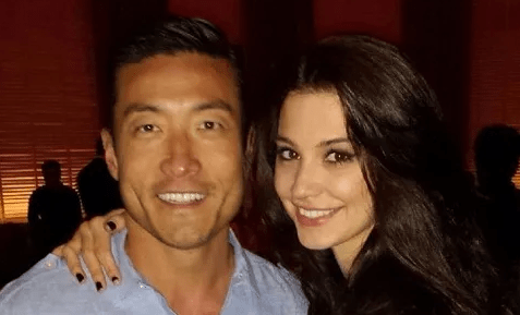 尽管regina turner的话细思之下漏洞百出,但她凭借着天生的漂亮皮囊