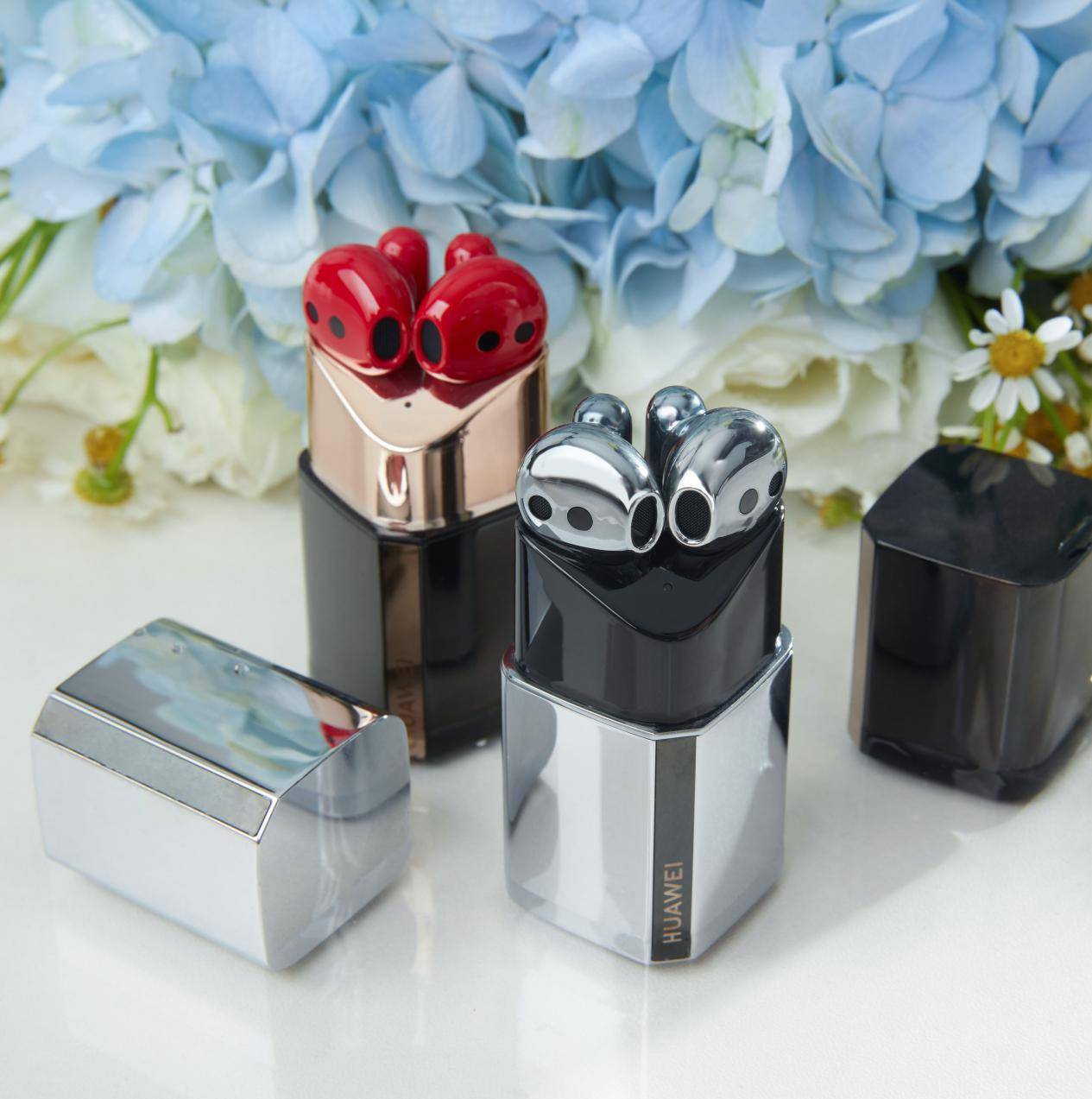 女性 TWS 降噪耳机新选择：华为“口红耳机”颜值实力同步在线