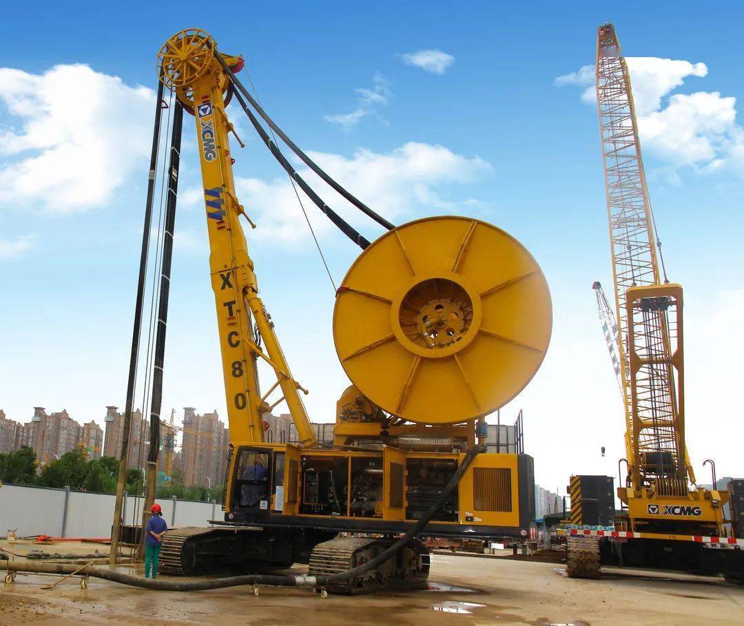 用性能博信任徐工双轮铣槽机实力火到新加坡