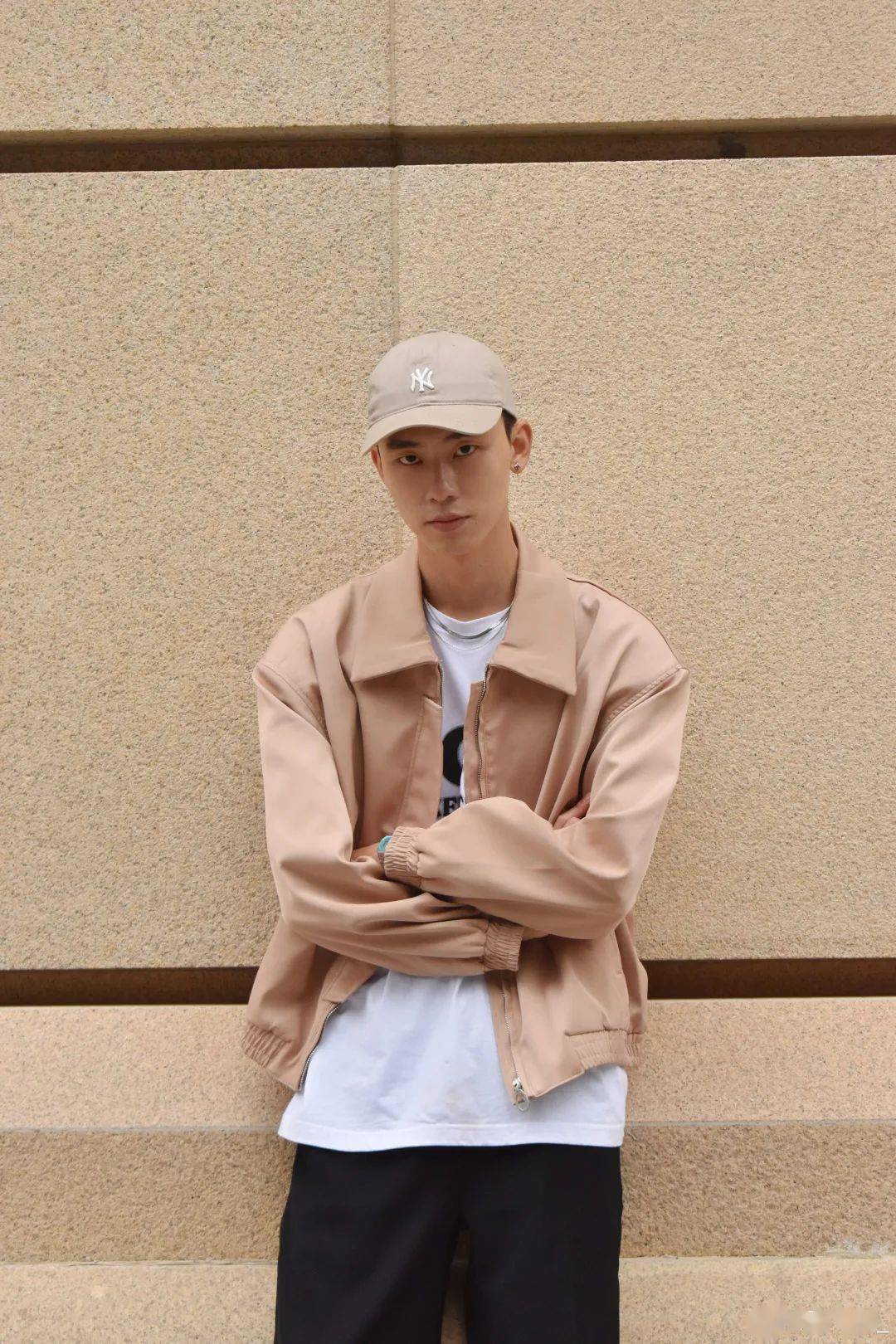 夏飞垅 | u.g.c秋冬大片:不被定义的潮流青年,尽情"发光"