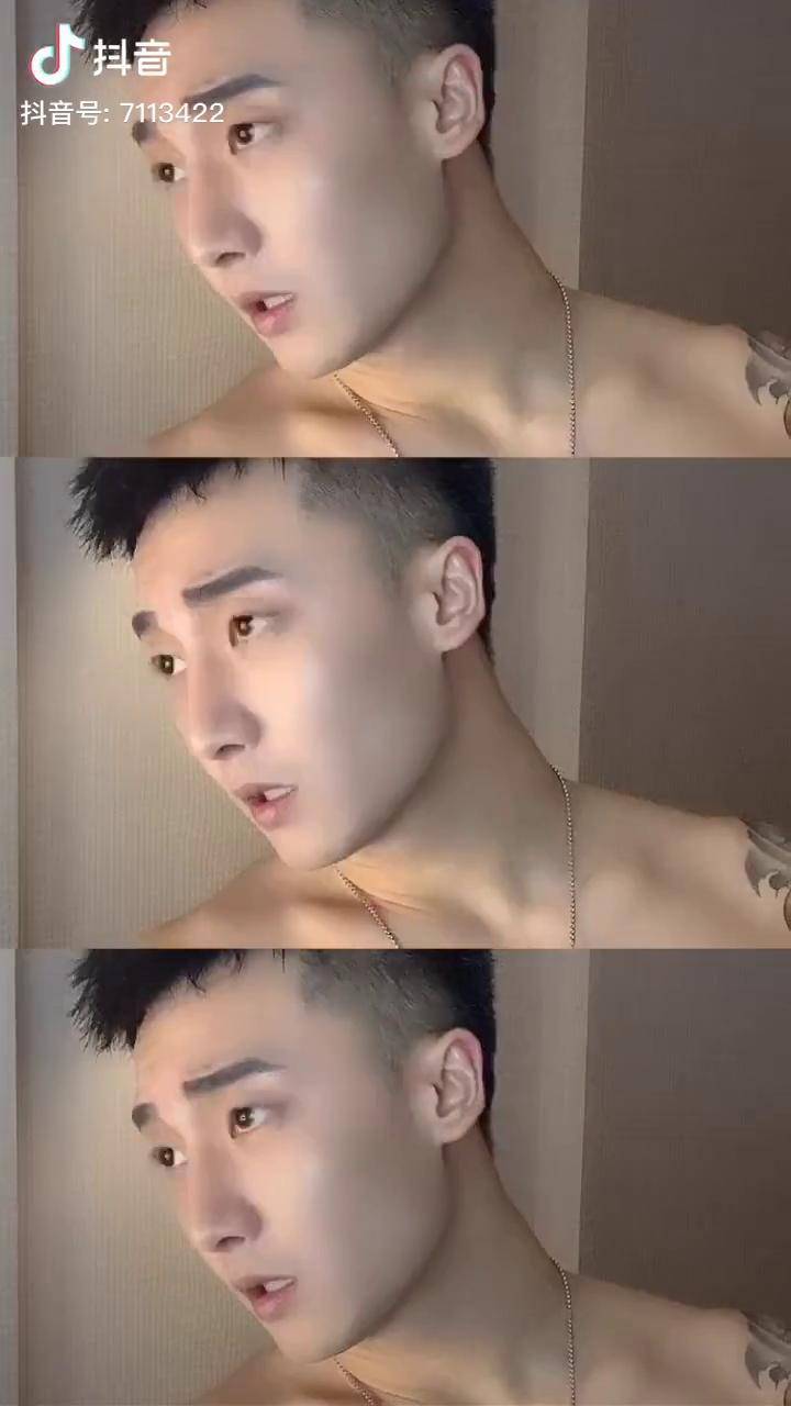 我忍住了单眼皮男生锁骨小狼狗男友