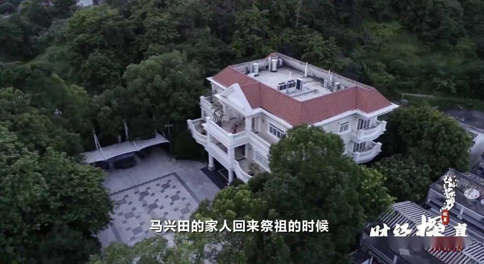 村里最大的一栋房子就是马兴田的家,村里人告诉记者这栋新修的房子