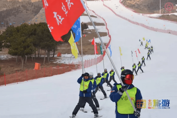 下周可以滑雪啦！京城这家滑雪场宣布开板时间——