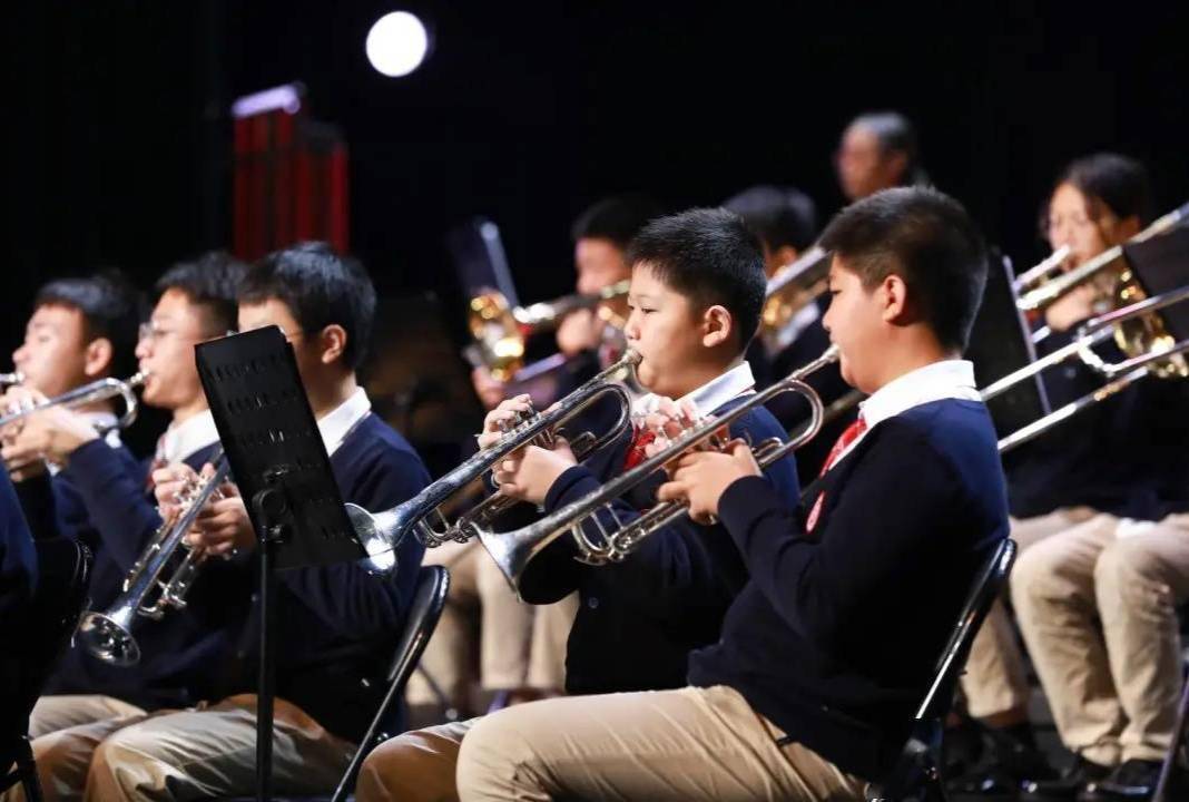 艺术|重庆八中在市级展演四大类别比赛中屡次问鼎