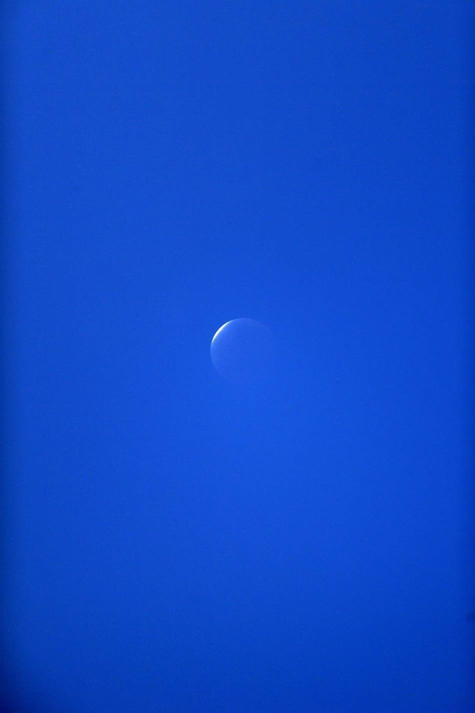 城事丨别再错过了！本世纪最长月偏食全球美图大放送