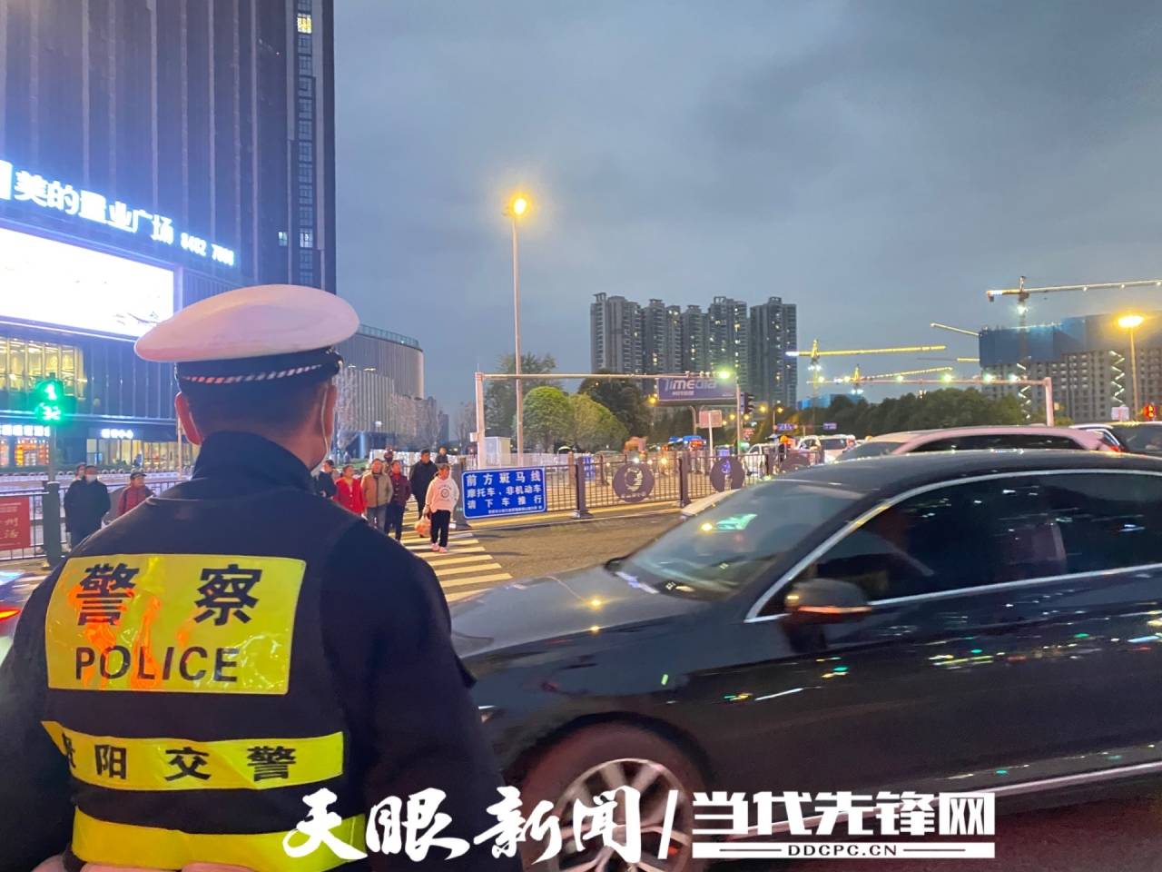 长岭北路与观山东路交叉口:早晚高峰期时间变