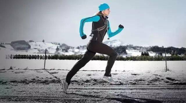 进行|【运动科普】冬季，如何跑步才最安全健康？