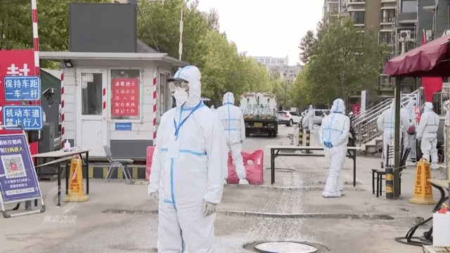 疫情|焦点访谈丨面对疫情 中国为何拒绝“躺平”