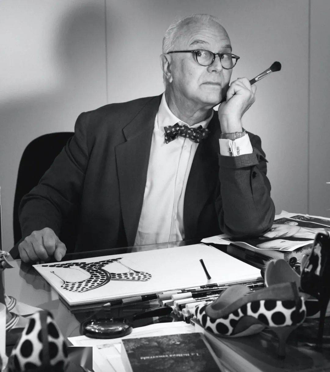 Blahnik 这双美鞋，60岁也想穿