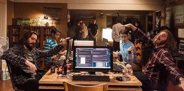 解忧 | 精通编程却找不到工作？45岁码农在国务院网站求助