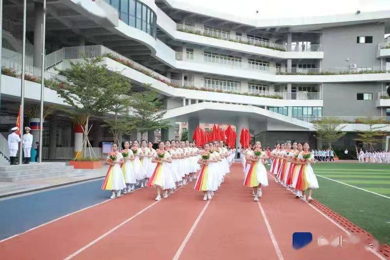 必修课|龙华二外举行第三届体育节，五方面响应“双减”“双增”