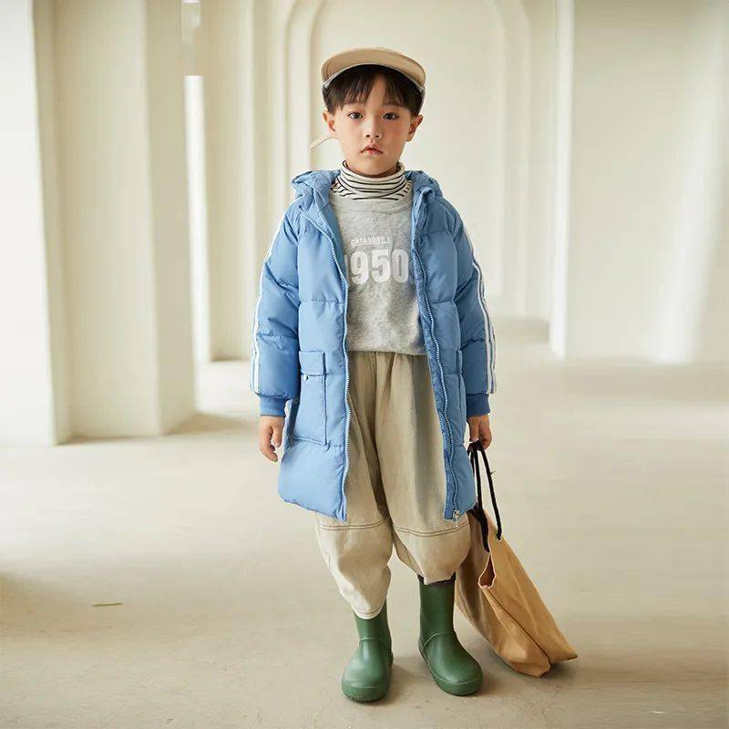 产品 99元给娃收中长款羽绒服，90%鸭绒，我先抢为敬！