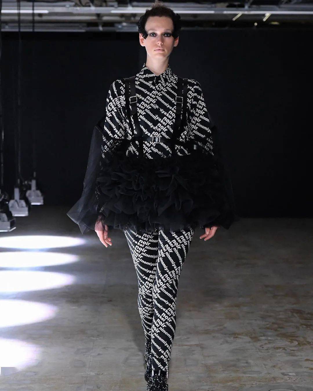 des 时尚教母——川久保玲的商业帝国 (中)