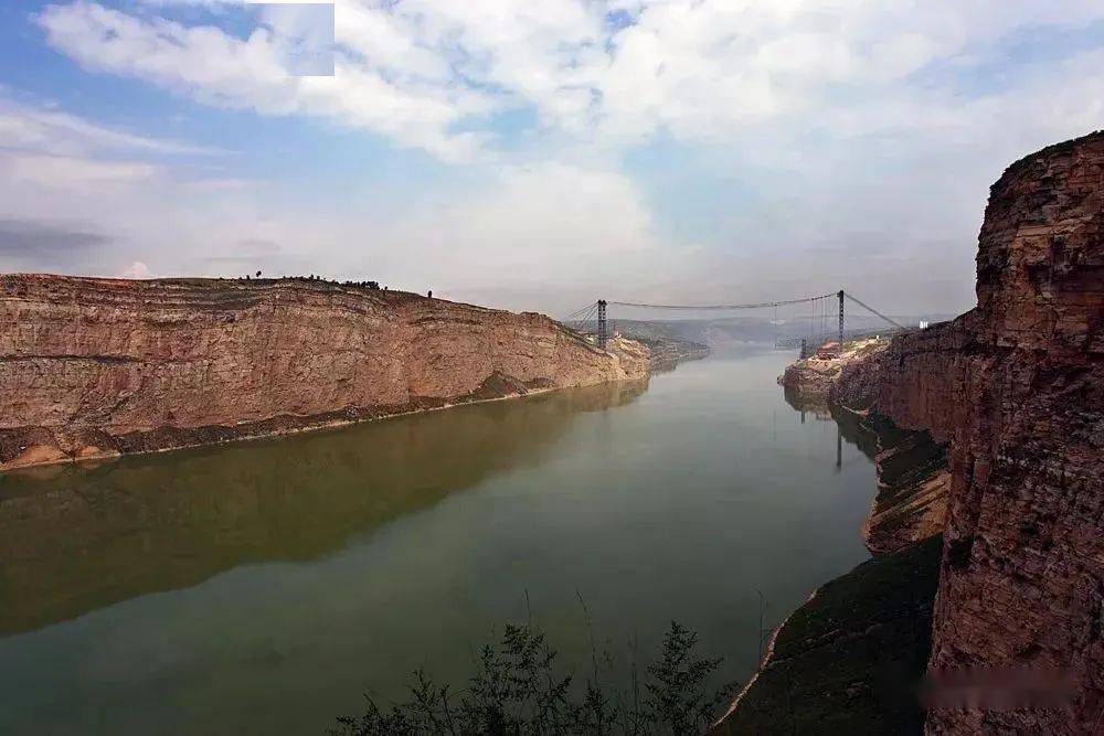 【打卡美丽乡村 】河曲弥佛洞,感受黄河上最惊险的风景!
