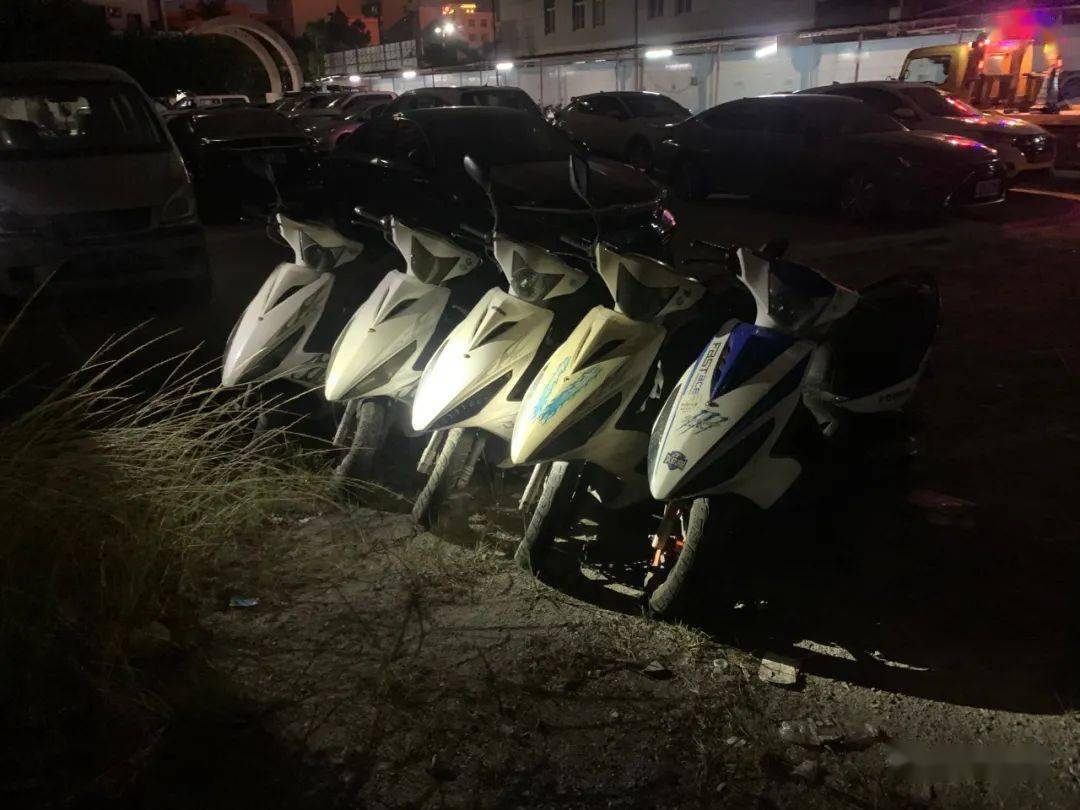 还敢炸街吗云浮各地交警都查扣鬼火摩托车