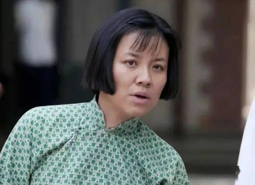 发型这3个发型真的别留!显土显脸大!