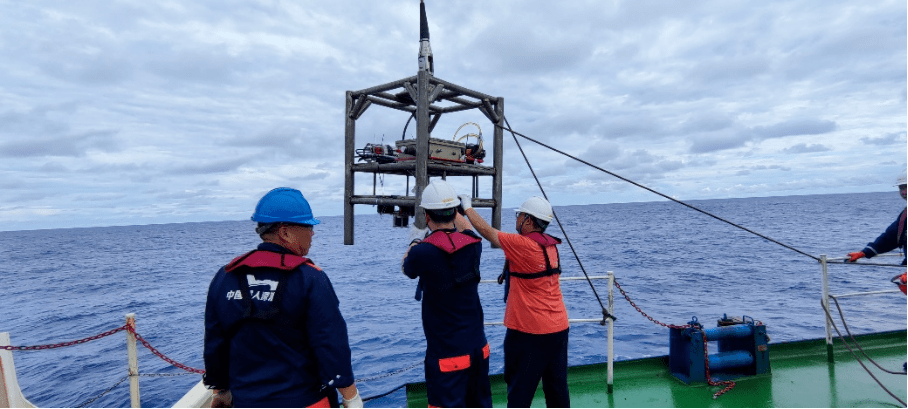 10896米！哈工程“悟空号”AUV再创潜深纪录！