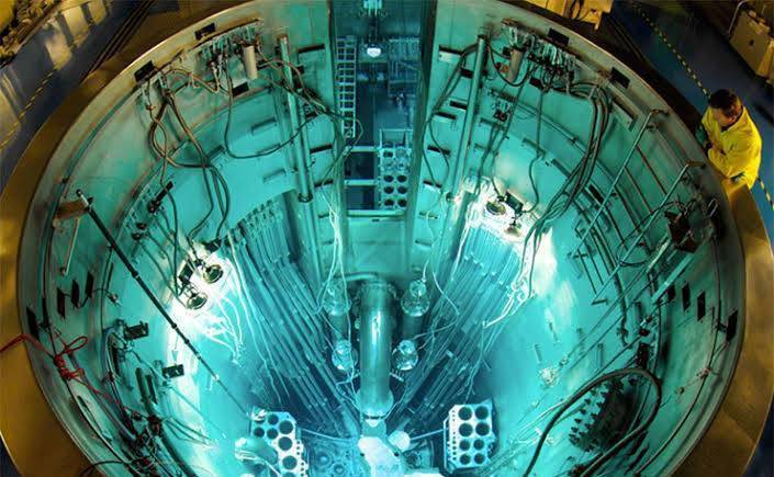 抛弃老友怒砸预算莫里森的核潜艇梦还能走多远