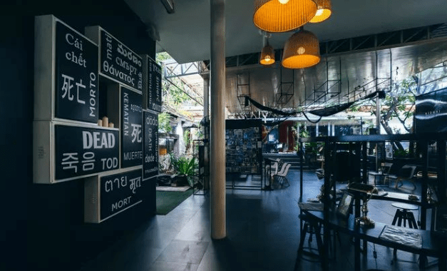 曼谷开出一家死亡主题咖啡馆 为了赚钱真是命都不要了